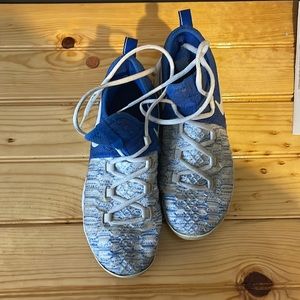 Nike youth shoes
